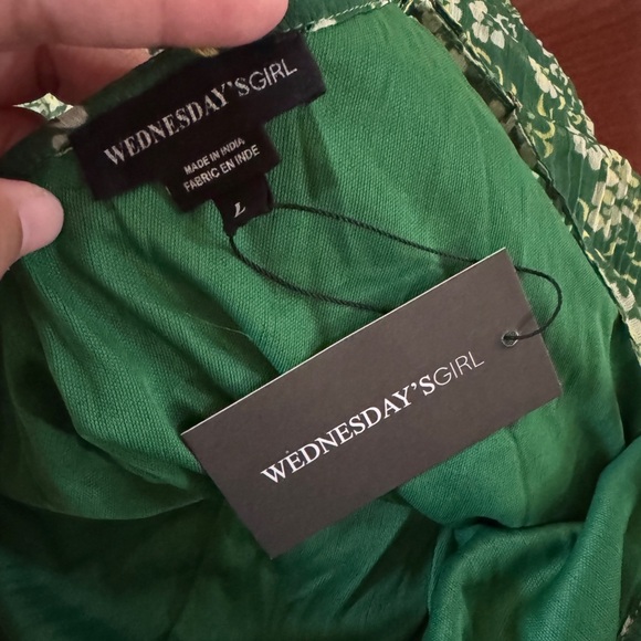 Adjustable green floral romper - Picture 3 of 5